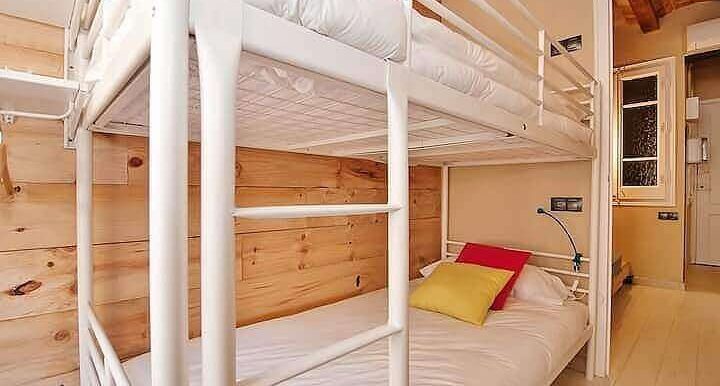 extraordinario-piso-en-venta-con-licencia-turistica-junto-el-paseo-de-gracia-habitacion-4