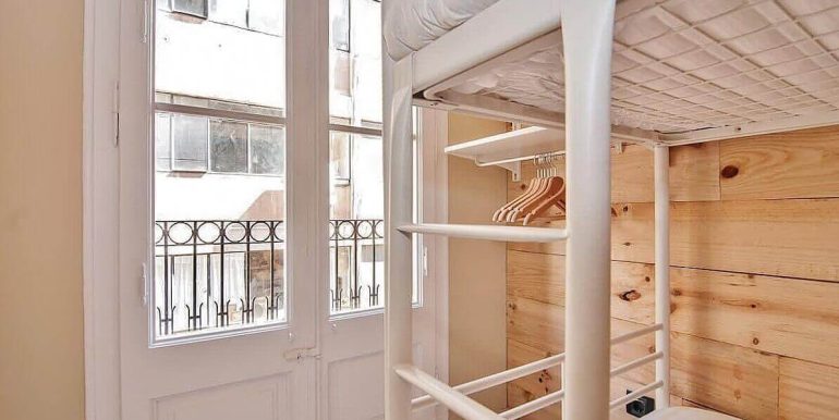 extraordinario-piso-en-venta-con-licencia-turistica-junto-el-paseo-de-gracia-habitacion-7