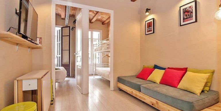 extraordinario-piso-en-venta-con-licencia-turistica-junto-el-paseo-de-gracia-salon-5