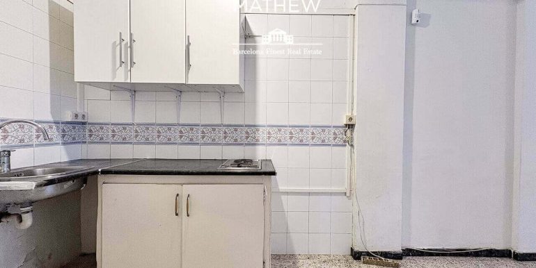 propiedad-en-venta-a-reformar-en-el-poble-sec-cocina-2