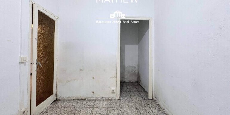 propiedad-en-venta-a-reformar-en-el-poble-sec-habitacion-5