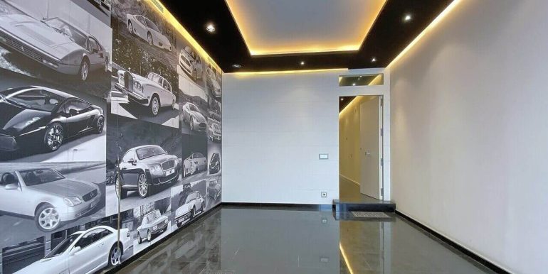 parking-2_Easy-Resize.com