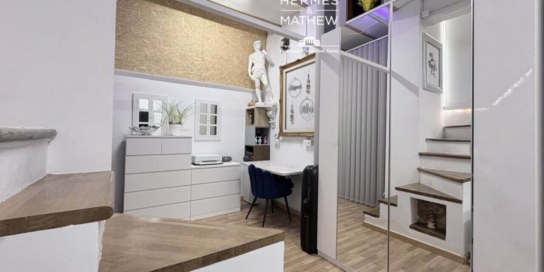 planta-baja-duplex-con-encanto-en-venta-en-la-barceloneta-habitacion-4