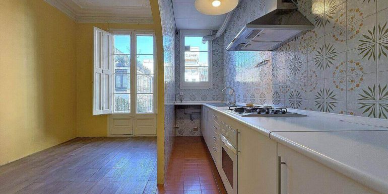 magnifico-piso-en-venta-de-dos-habitaciones-en-el-quadrat-salon-3