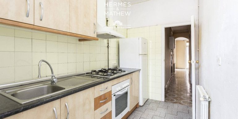 fantastica-oportunidad-de-inversion-en-el-corazon-de-gracia-piso-en-venta-con-inquilino-cocina-1