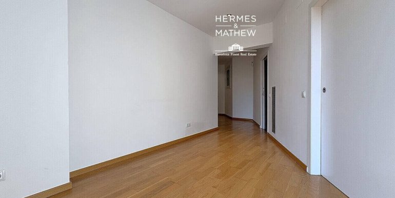 magnifico-piso-en-venta-con-dos-habitaciones-y-dos-banos-en-el-quadrat-dor-salon-5