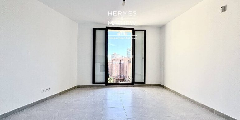 atico-en-venta-a-pocos-minutos-de-la-avenida-paralelo-salon-1