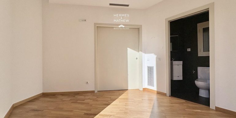 espectacular-piso-en-venta-en-finca-clasica-rehabilitada-en-el-corazon-del-quadrat-dor-barcelona-habitacion-3