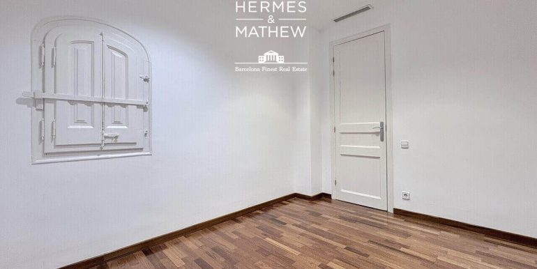extraordinaria-vivienda-en-venta-totalmente-reformada-situada-a-escasos-pasos-de-rambla-catalunya-y-paseo-de-gracia-habitacion-8