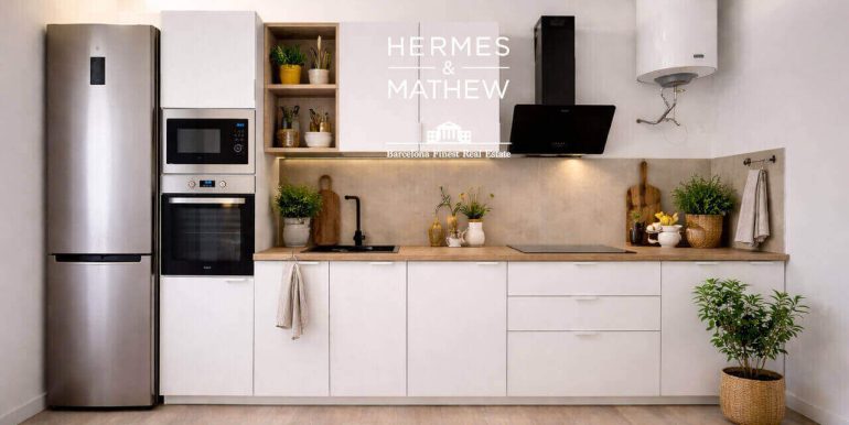 luz-historia-y-diseno-en-el-corazon-del-raval-piso-en-venta-reformado-a-estrenar-con-encanto-unico-cocina-1_Easy-Resize.com