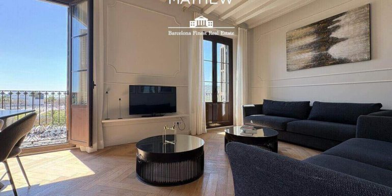 elegante-piso-de-diseno-frente-al-port-vell-con-rooftop-y-vistas-al-mar-comedor-10