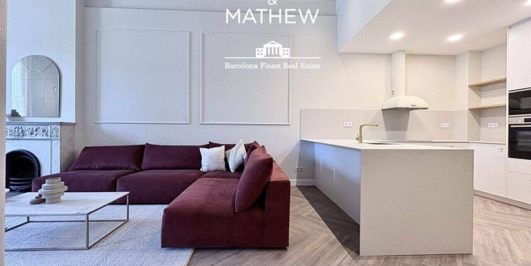 exclusiva-residencia-de-diseno-en-venta-frente-al-port-vell-con-rooftop-historia-y-elegancia-contemporanea-cocina-6