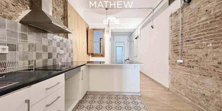 piso-en-venta-con-terraza-de-35-m2- y-gran-potencial-de-reforma-junto-als-jardins-del-turo-del-putxet-cocina-2