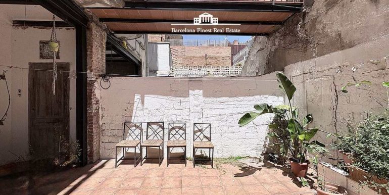 piso-en-venta-con-terraza-de-35-m2- y-gran-potencial-de-reforma-junto-als-jardins-del-turo-del-putxet-terraza-9