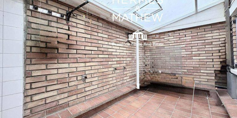 piso-en-venta-junto-larc-del-triofm-patio-2
