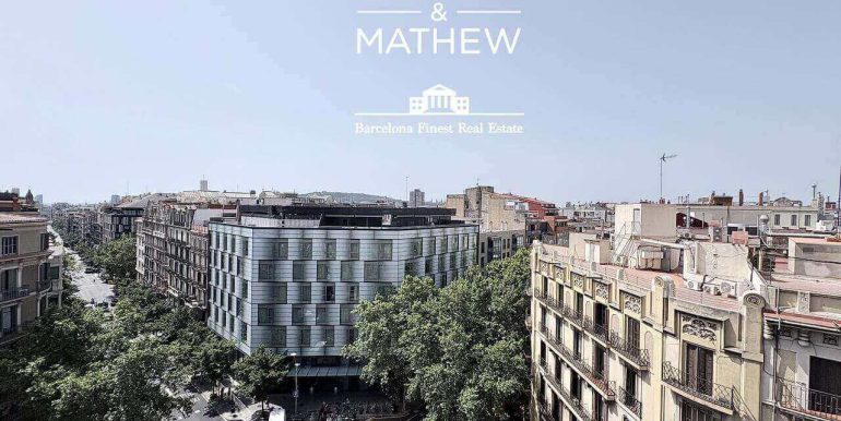 atico-de-lujo-a-estrenar-en-venta-con-terraza-y-rooftop-privado-en-el-quadrat-dor-vistas-1