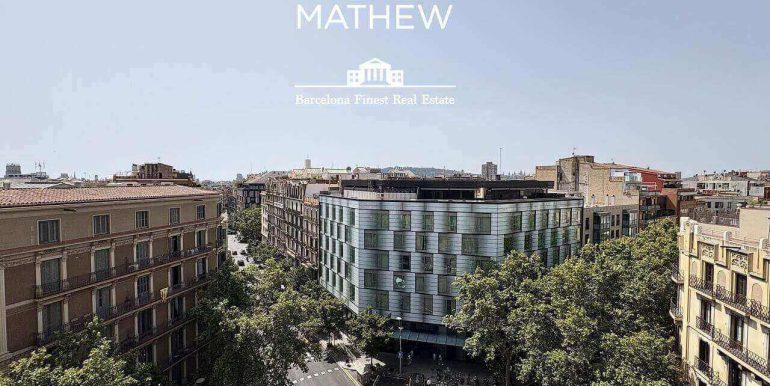 atico-de-lujo-a-estrenar-en-venta-con-terraza-y-rooftop-privado-en-el-quadrat-dor-vistas-4