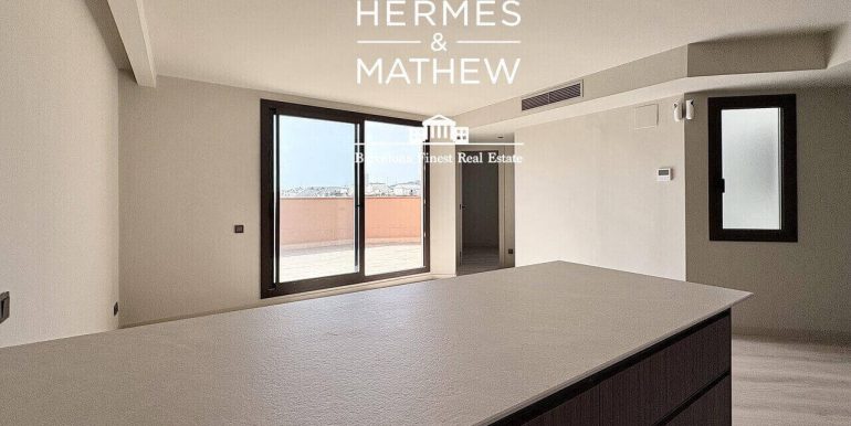 atico-de-lujo-a-estrenar-en-venta-con-terraza-y-rooftop-privado-en-el-quadrat-dor-y-con-vistas-a-la-sagrada-familia-cocina-6