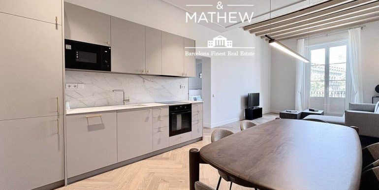 encantador-piso-en-venta-de-dos-habitaciones-y-dos-banos-en-el-born-cocina-3