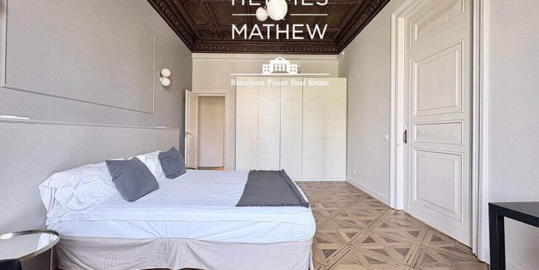 exclusivo-piso-en-venta-de-dos-habitaciones-y-dos-banos-en-el-born-·-una-joya-senorial-con-piscina-y-vistas-al-puerto-habitacion-8