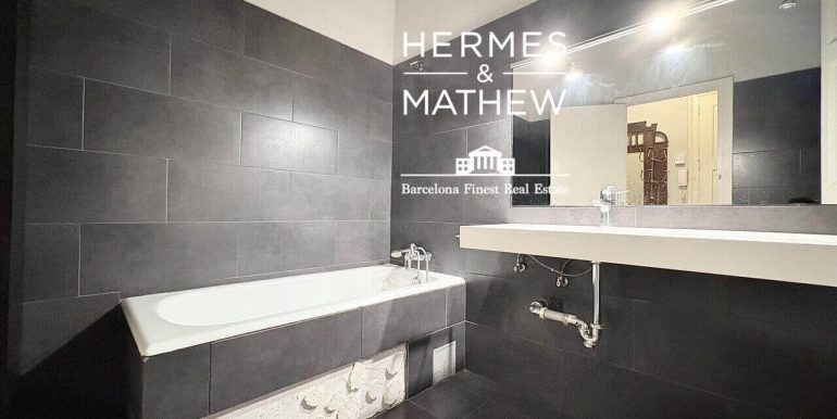 piso-en-venta-con-terraza-privada-en-el-corazon-de-sant-antoni-bano-2