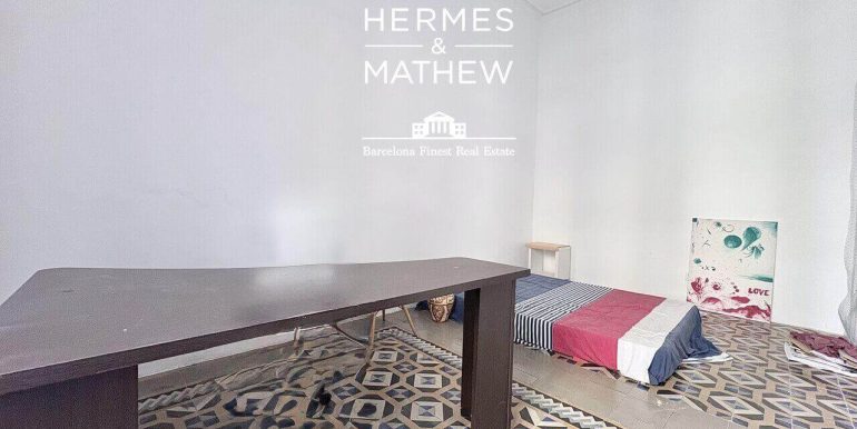 piso-en-venta-con-terraza-privada-en-el-corazon-de-sant-antoni-habitacion-4