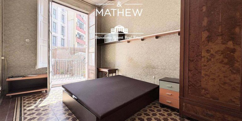 piso-en-venta-con-terraza-privada-en-el-corazon-de-sant-antoni-habitacion-8